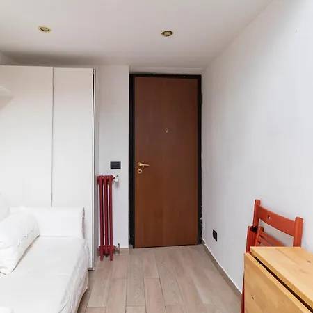 Daire I Host - Poggi 7 Milano