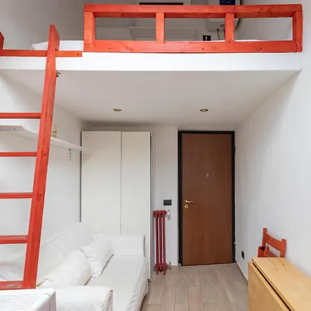 Daire I Host - Poggi 7 Milano